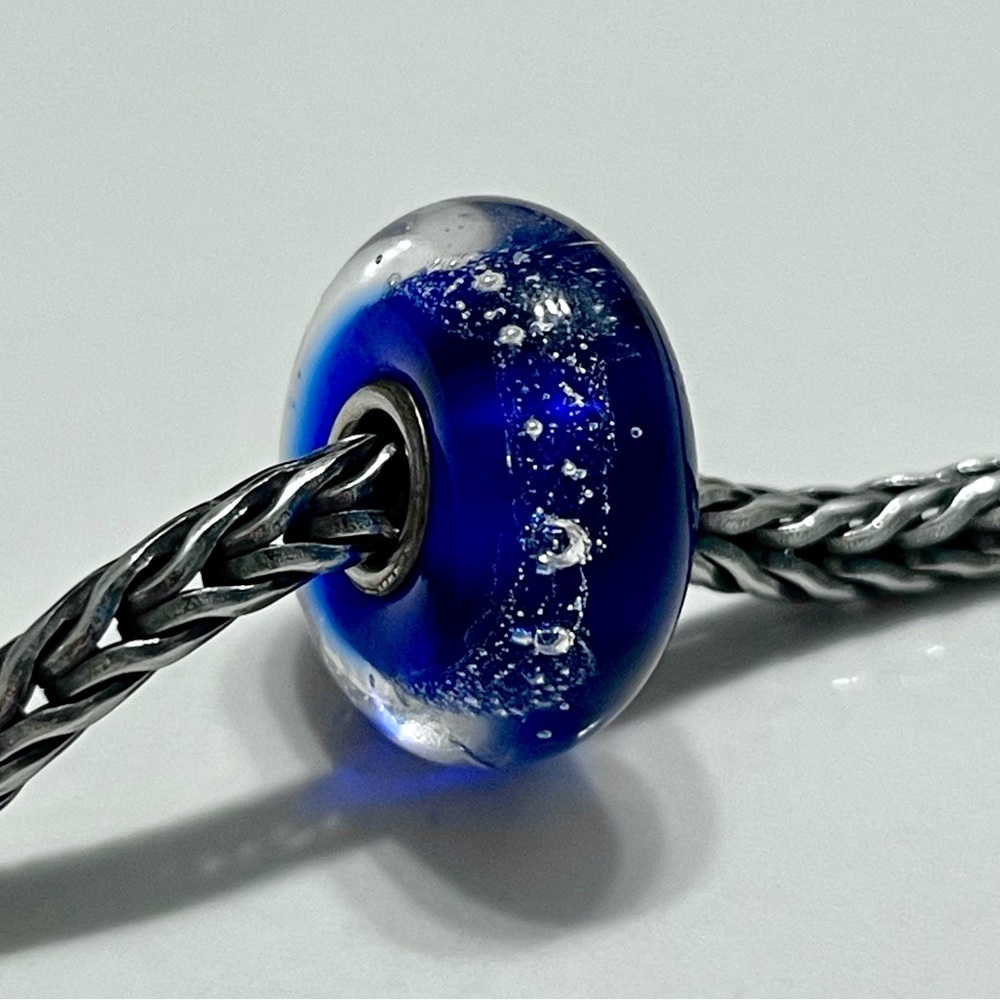 Authentic Trollbeads Milky Way Bead 20053